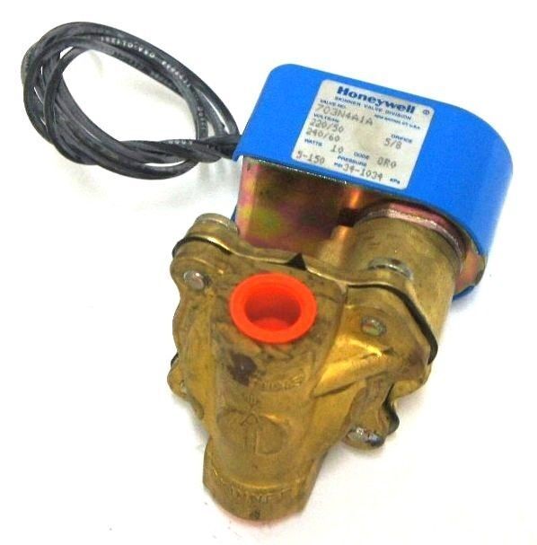NIB HONEYWELL SKINNER VALVE 703N4A1A SOLENOID VALVE 220/240V 50/60HZ 5/8 ORIFICE