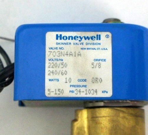 NIB HONEYWELL SKINNER VALVE 703N4A1A SOLENOID VALVE 220/240V 50/60HZ 5/8 ORIFICE