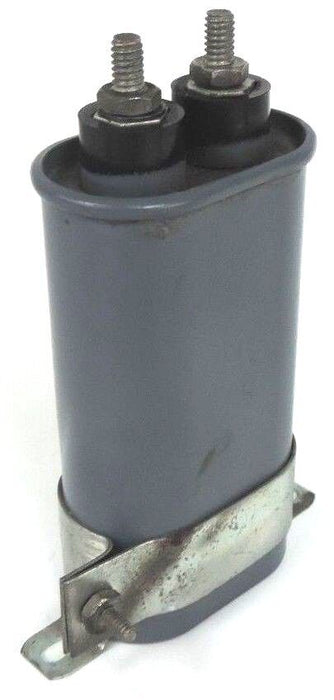 C.D.E CAPACITOR SCRN 203 10.0 MFD 200V 15 INCH LBS. TORQUE MAX SCRN203