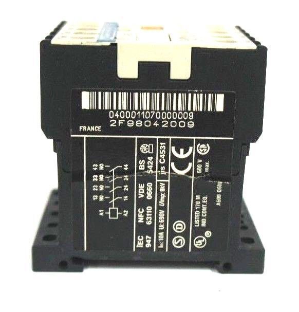 TELEMECANIQUE CA2-KN40 CONTROL RELAY 110V 50/60HZ CA2KN40