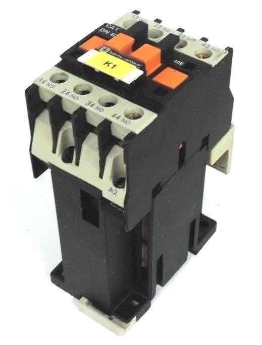 TELEMECANIQUE CA3DN40BD CONTROL RELAY 24V DC, CA3-DN40 W/ LA4DC1U SUPPRESSOR