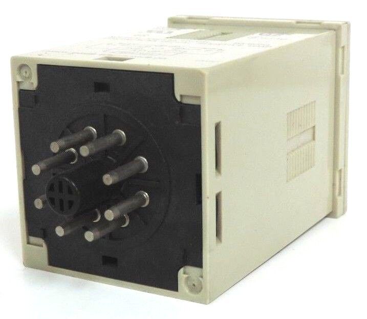 OMRON H3BA-8 RELAY TIMER 100/110/120VAC 5A 50/60HZ H3BA8