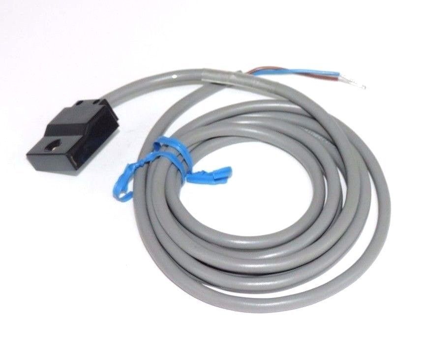 NEW BANNER SE61E ECONO-BEAM PHOTELECTRIC SENSOR 26073