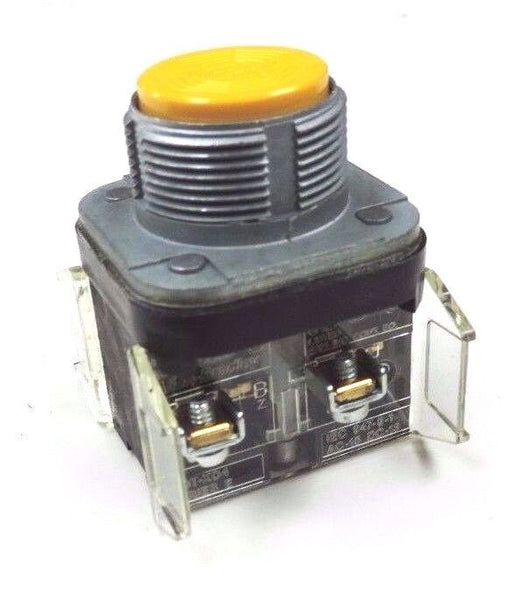NIB ALLEN BRADLEY 800T-A9A1 PUSH BUTTON 800TA9A1 YELLOW SER. T