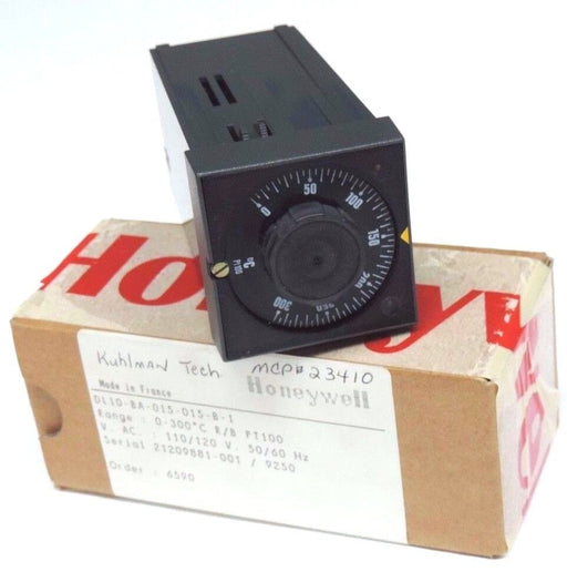 NIB HONEYWELL DL10-BA-015-015-B-1 TEMPERATURE CONTROL PT100, 0-300 DEG. C R/B