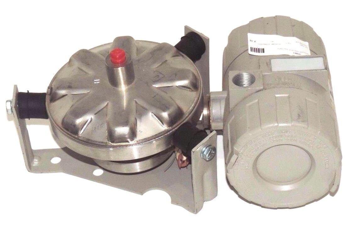 BAILEY BC12611350 DIFF PRESSURE TRANSMITTER 6"H2O W/ 25710006IWG TRANSDUCER 9/39