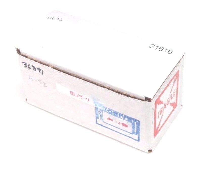 NIB SONNTEK LH-92 DEUTERIUM LAMP LH92