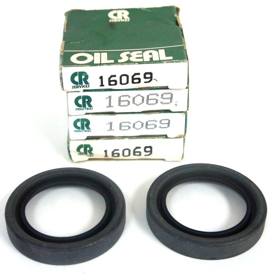 LOT OF 6 NEW CHICAGO RAWHIDE 16069 OIL SEALS