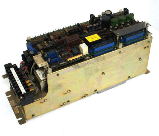 FANUC A06B-6050-H304 SERVO DRIVE UNIT W/ A20B-1000-0560/10E SERVO ANALOG BOARD