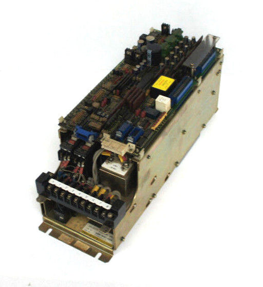 FANUC A06B-6050-H304 SERVO DRIVE UNIT W/ A20B-1000-0560/10E SERVO ANALOG BOARD