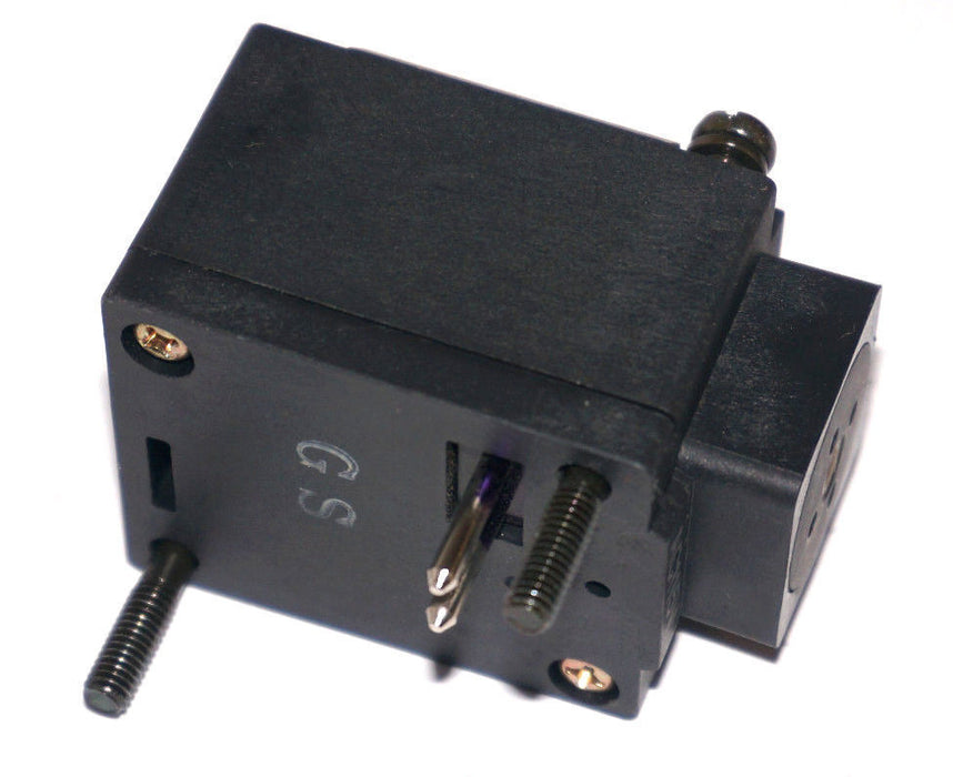 LOT OF 2 NEW SMC AXT511D-09 PLUG IN COILS AC115V AXT511D09