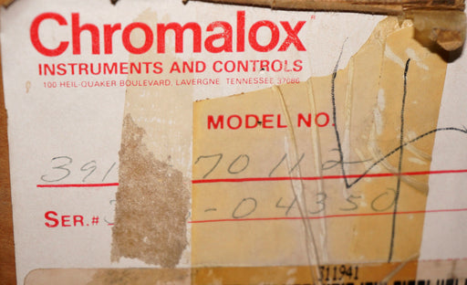 NEW CHROMALOX 3913-70112  TEMPERATURE CONTROLLER 0-1999 DEG. F TYPE K 391370112