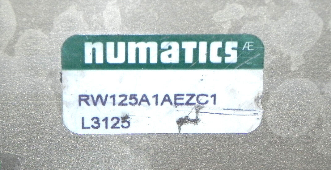 NEW NUMATICS RW125A1AEZC1 ROTARY ACTUATOR W/ 2 HPNPQ31 AUTO SWITCH SENSORS