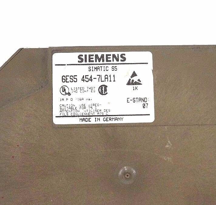 SIEMENS SIMATIC S5 6ES5 454-7LA11 OUTPUT MODULE 6ES54547LA11