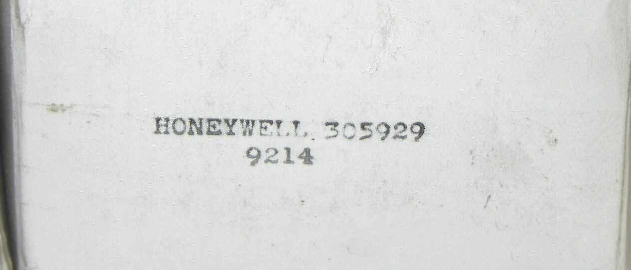 NIB HONEYWELL 305929, -40-160 DEGREES TEMPERATURE GAUGE 87427