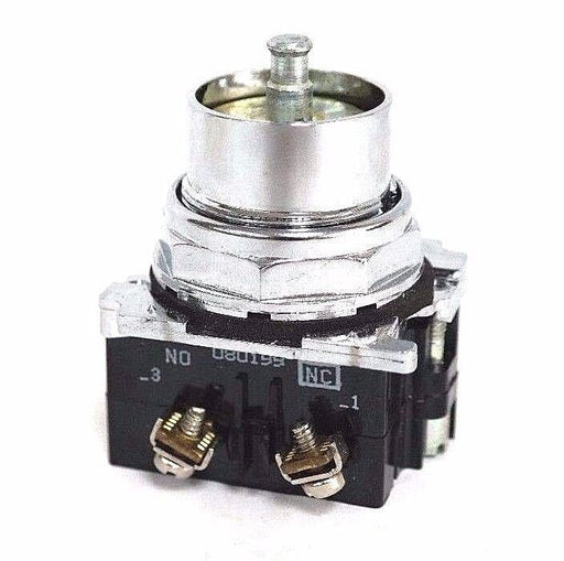 NIB CUTLER HAMMER 10250T34Y INDICATING LIGHT SERIES A4, 120V, 50-60Hz, 10250T34Y