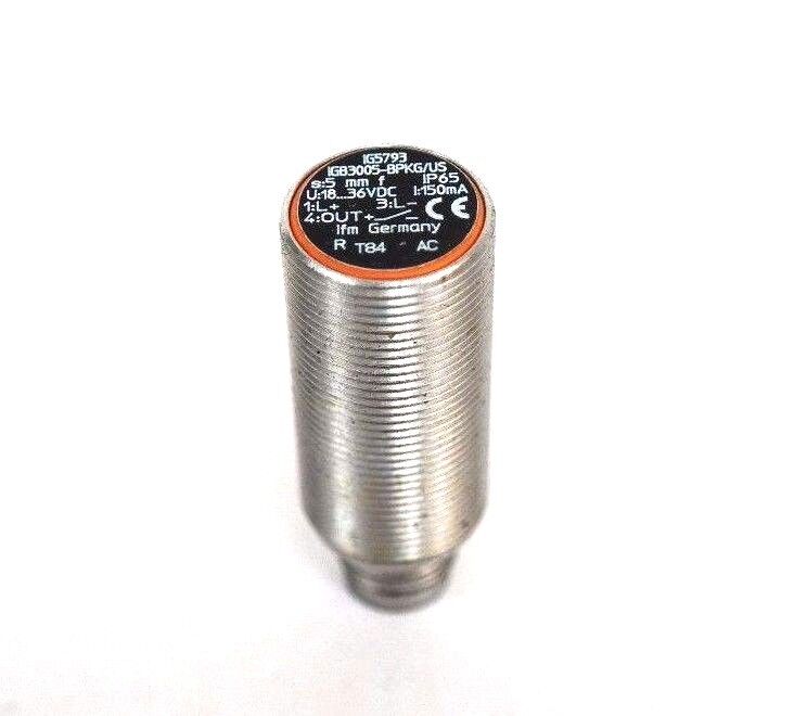 NEW IFM EFECTOR IG5793 INDUCTIVE SENSOR IGB3005-BPKG/US-100-DPS