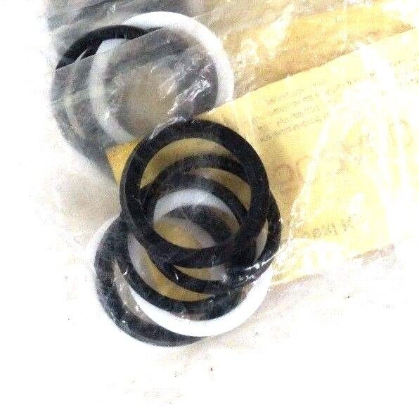 NIB PARKER PK2002A001 REPLACEMENT SEAL KIT CYLINDER SERVICE KIT - LOT OF 11