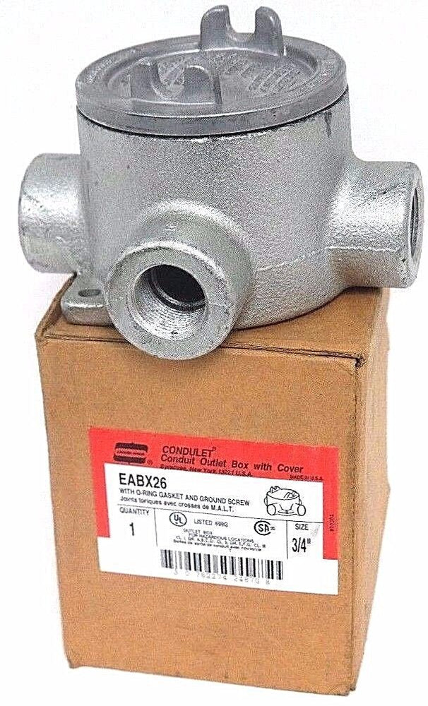 NIB CROUSE-HINDS EABX26 CONDUIT OUTLET BOX WITH COVER SIZE: 3/4''