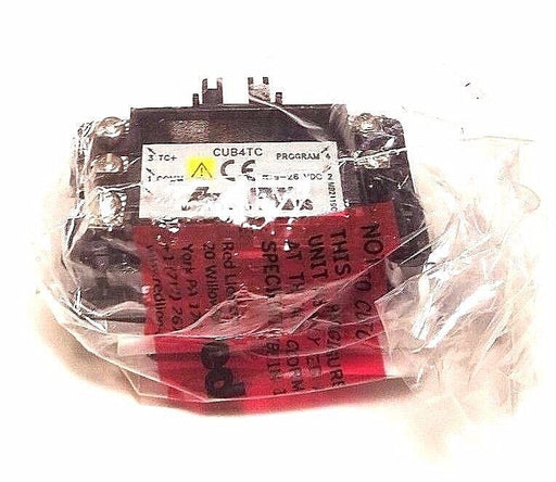 NIB RED LION CUB4TC00 TEMPERATURE METER 5000, 9-26VDC