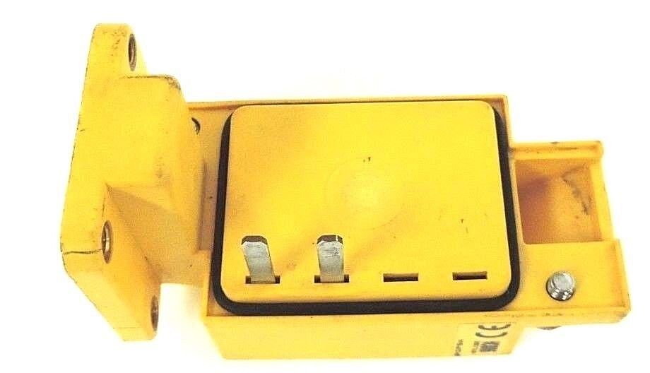BANNER R2PBA MAXI-BEAM POWER BLOCK 9803A