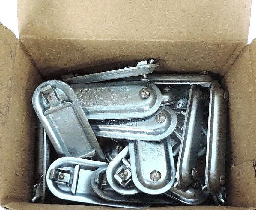 BOX OF 17 NEW CROUSE HINDS 170 OBROUND COVER FOR FORM 7 BODY 1/2"