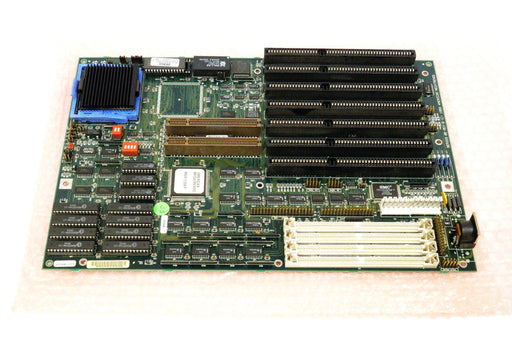 NEW AMERICAN MEGATRENDS MG9133QFP SUPER VOYAGER VLB II SERIES 82 REV-B EC081193