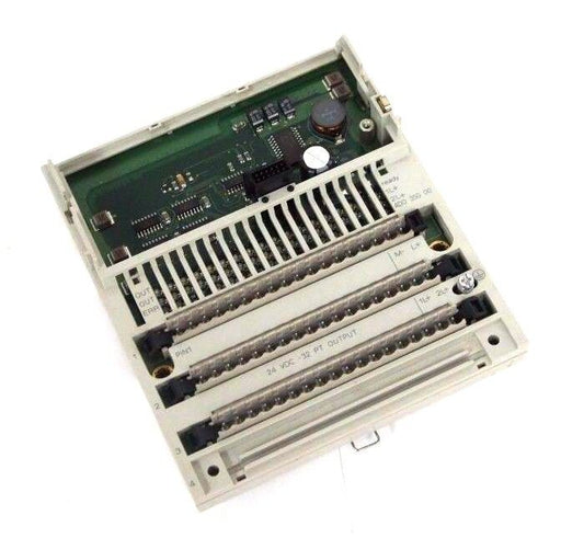 SCHNEIDER ELECTRIC 170ADO35000 I/O BASE 24VDC-32PT OUT, PV: 05, RL: 16