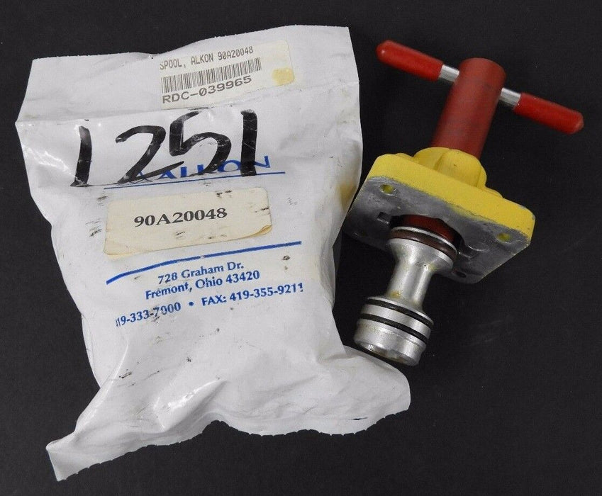 LOT OF 2 NEW ALCON 90A20048 SPOOLS