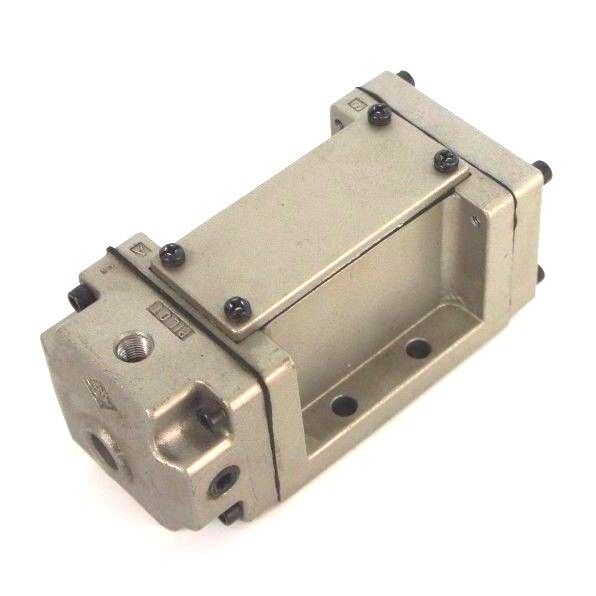 LOT OF 2 NEW SMC NVSA4134-000 VALVE AIR PILOT NVSA4134-00O