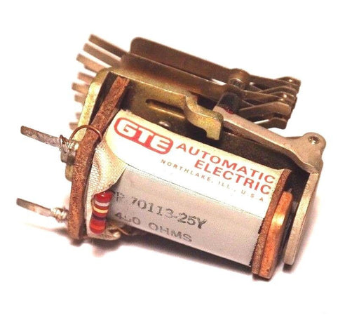 NEW GTE AMETEK PP-70113-25Y RELAY W/ INDICATOR LIGHT 450 OHMS, PP7011325Y