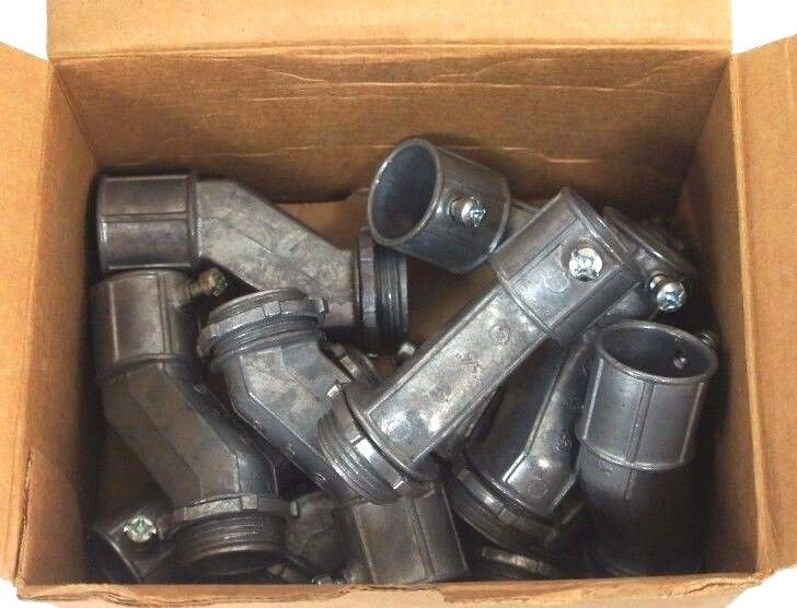 BOX OF 10 NEW STEEL CITY T0-222 OFFSET CONNECTORS 3/4", T0222