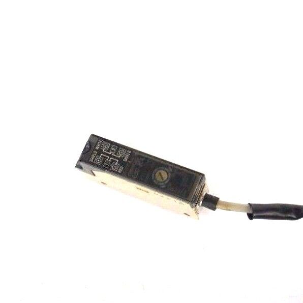 OMRON E3C-JC4 PHOTOELECTRIC SEPARATE AMPLIFIER 12-24VDC 2M