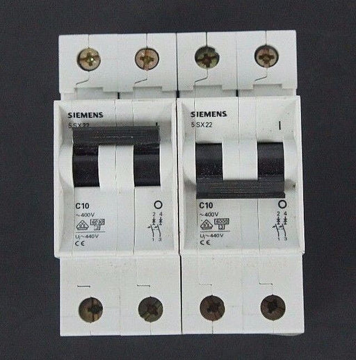 LOT OF 2 SIEMENS 5SX22-C10 CIRCUIT BREAKERS 480VAC MAX, 5SX22C10