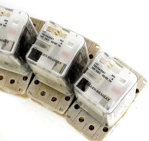 LOT OF 10 ALLEN BRADLEY 700-HA32A1 SER. A RELAYS W/ 700-HN BASE 700HA32A1
