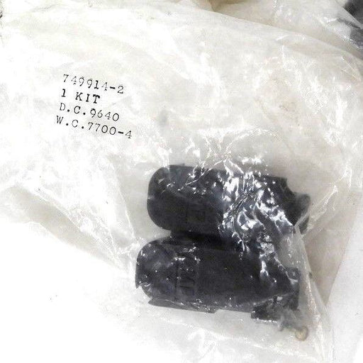 LOT OF 4 NEW AMP 749914-2 CONNECTOR KITS 7499142