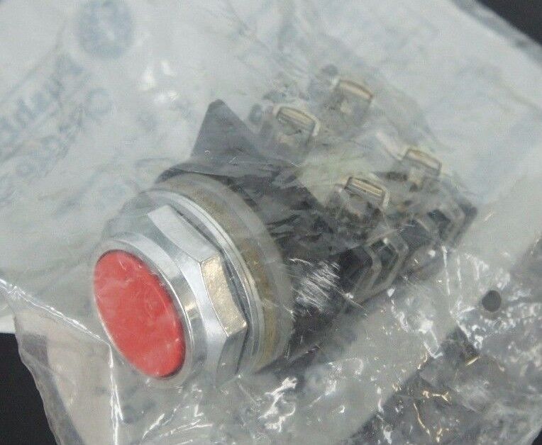 NEW GENERAL ELECTRIC CR104P SERIES PUSHBUTTON GEJ-6149B