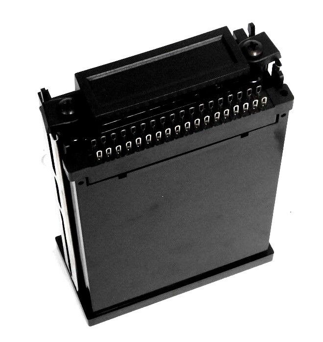 NIB NEWPORT QUANTA Q2050-PCR18 OPERATOR INTERFACE PANEL 4-20mA DC Q2050PCR18