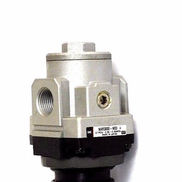 SMC NAR3000-N03 PRESSURE REGULATOR W/O GAUGE NAR3000N03