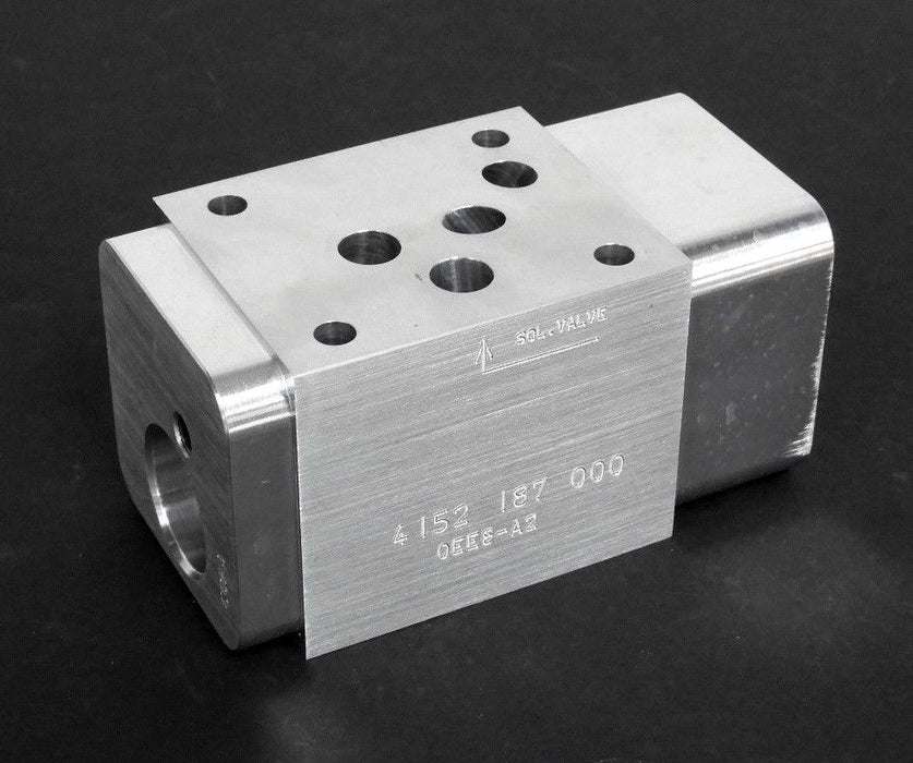 NEW SUN HYDRAULICS 4152187000 SOELNOID VALVE MANIFOLD BLOCK 0EE8-A2