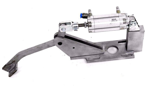 FESTO ADVU-16-40-A-P-A COMPACT CYLINDER W/ LEVER ASSEMBLY ADVU1640APA