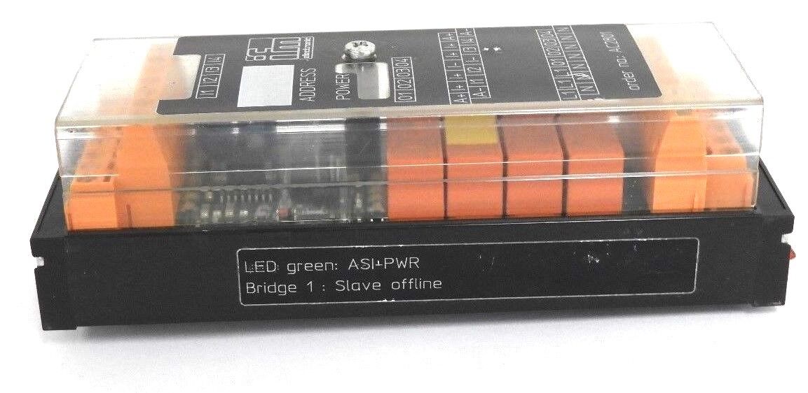 IFM EFECTOR AC2801 I/O CONNECTOR MODULE 26.5-31.6VDC LED GREEN