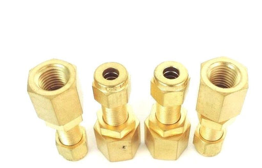 LOT OF 4 NEW BISHAMON HYD/B4000023 FEMALE BULKHEADS, EZ-30 LOADER - HYD/B4000023