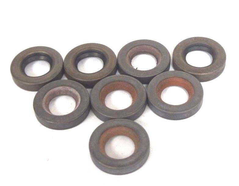 LOT OF 8 NEW NATIONAL 50895 OIL SEALS