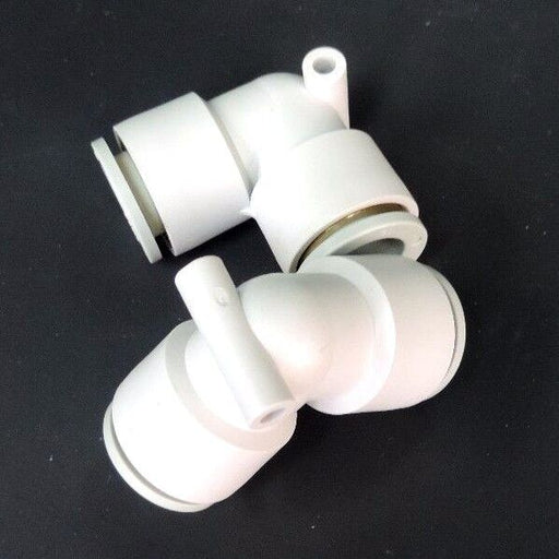 LOT OF 2 NEW SMC KQ2L16-00 FITTINGS KQ2L1600