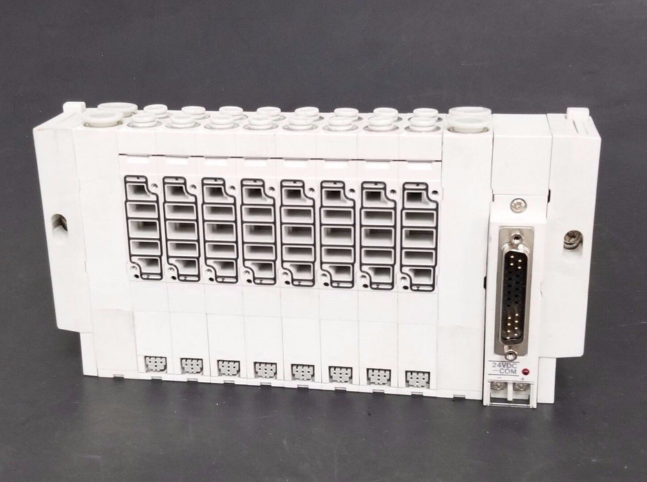 LOT OF SMC 24VDC-COM VALVES (UNKNOWN PART NUMBER)