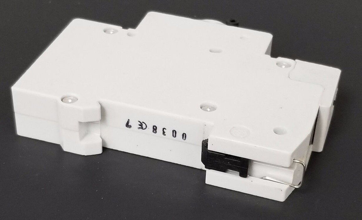 GENERAL ELECTRIC V-LINE B5 CIRCUIT BREAKER V17105, 277/480V