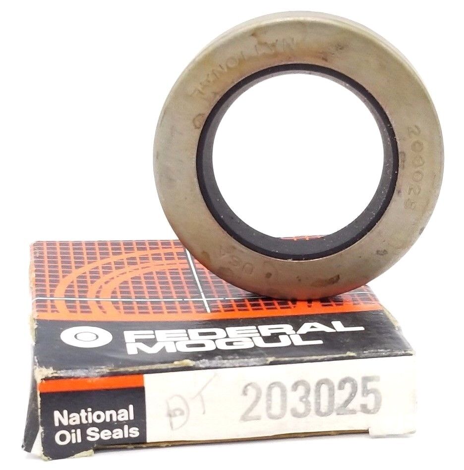 NEW FEDERAL MOGUL 203025 OIL SEAL