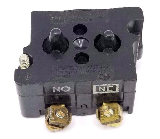 CUTLER HAMMER 10250T CONTACT BLOCK 250V MAX.