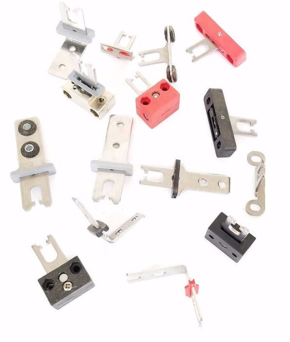 LOT OF MISCELLANEOUS ACTUATOR KEY HARDWARE